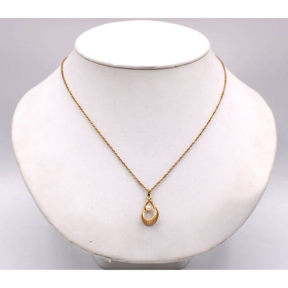 Gold-Tone Faux Pearl Teardrop Ornate Lace Pendant Necklace Chain 20" Full Vtg - Picture 3 of 10